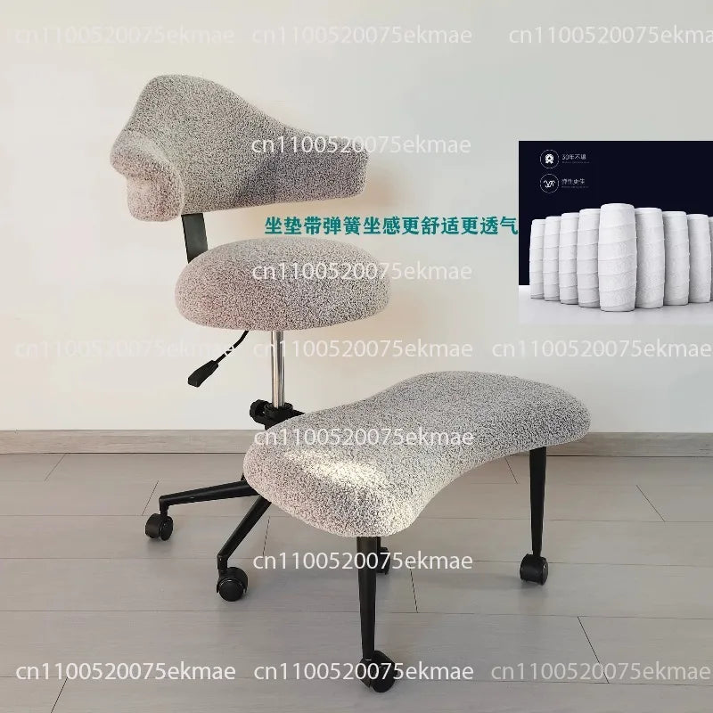 Chair with A Backrest for Sitting for Long Periods Without Getting Tired – A Cross-legged Chair for Use with Dormitory Computer
