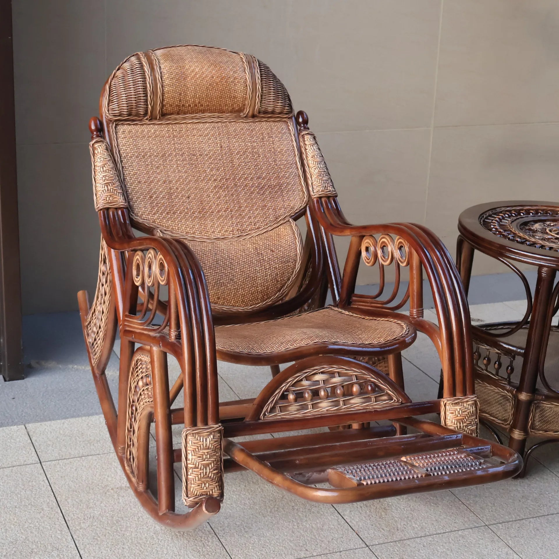 New Chinese rattan chair happy chair factory courtyard elderly rattan sofa