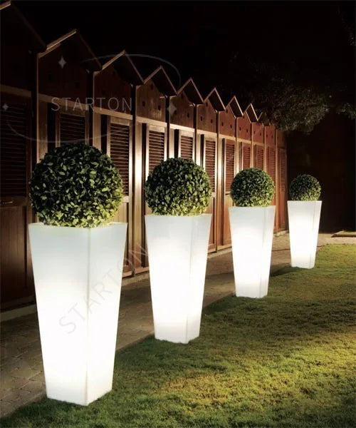 Solar-Charged Large Glowing LED Garden Light Illuminated Outdoor Flower Pot Planter for Home Planter Solar Outdoor Illuminated