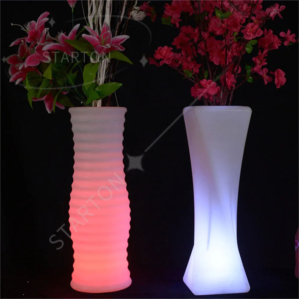 Solar-Charged Large Glowing LED Garden Light Illuminated Outdoor Flower Pot Planter for Home Planter Solar Outdoor Illuminated