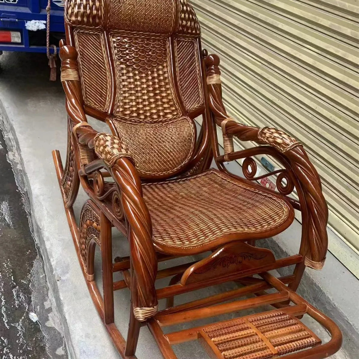 Home Balcony Leisure True Vine Elderly Rocking Chair Reliable Back Braided Rattan Chair Living Room