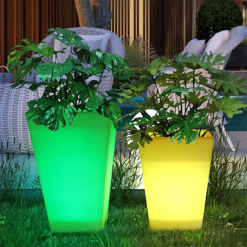 Solar-Charged Large Glowing LED Garden Light Illuminated Outdoor Flower Pot Planter for Home Planter Solar Outdoor Illuminated