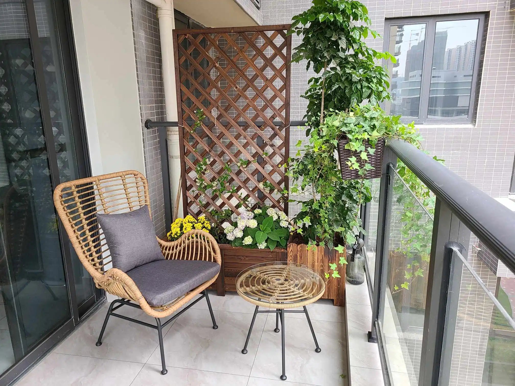 Rattan Patio Furniture Set Outdoor Wicker Bistro Chairs for Garden Use