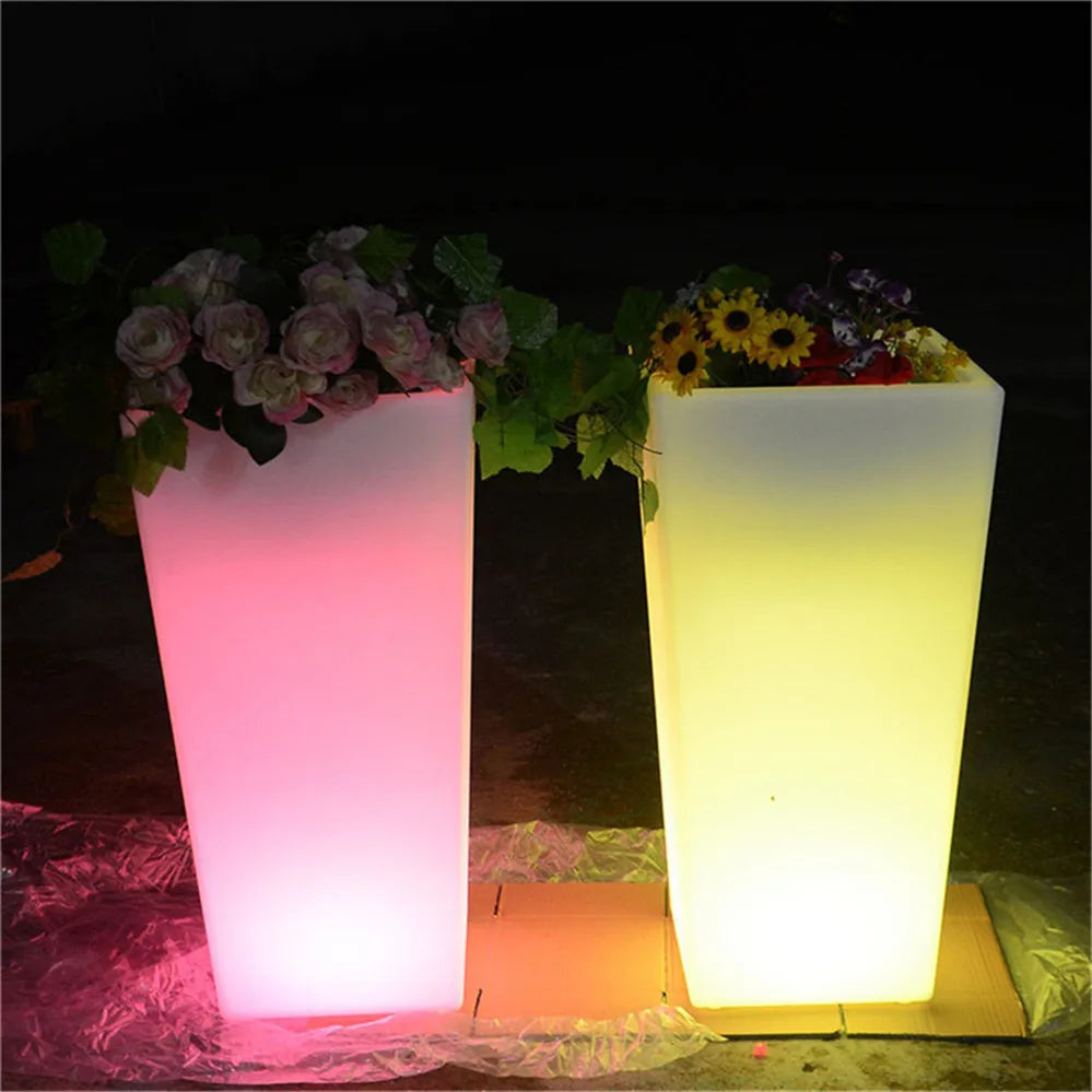 Solar-Charged Large Glowing LED Garden Light Illuminated Outdoor Flower Pot Planter for Home Planter Solar Outdoor Illuminated