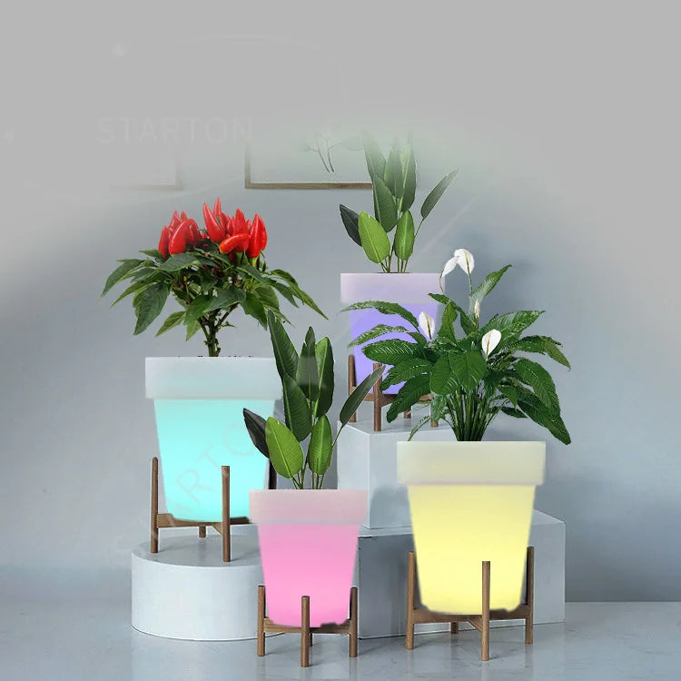 Solar-Charged Large Glowing LED Garden Light Illuminated Outdoor Flower Pot Planter for Home Planter Solar Outdoor Illuminated