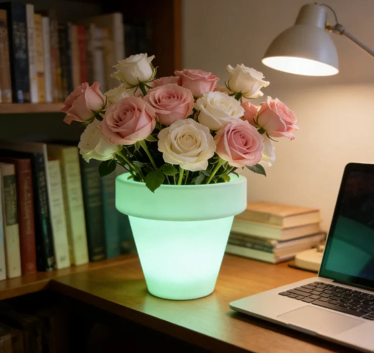 IP68 Waterproof Eco-Friendly Home Remote Control LED Garden Plant Containers Cool Flower Pots & Planters