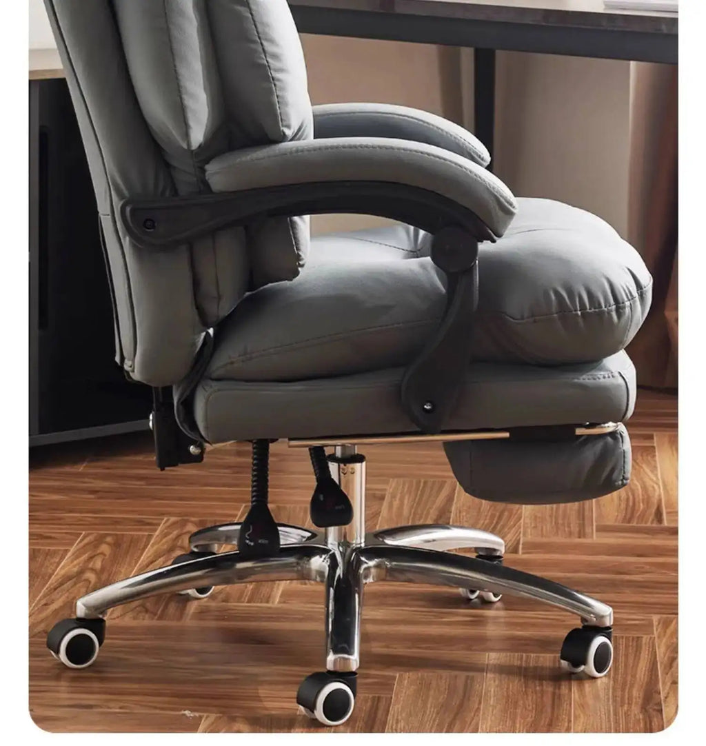 Ergonomic Luxury Office Chair Nordic Comfortable Modern Armchair Gaming Chair Relax Comfy Chaises Gaming Office Furniture