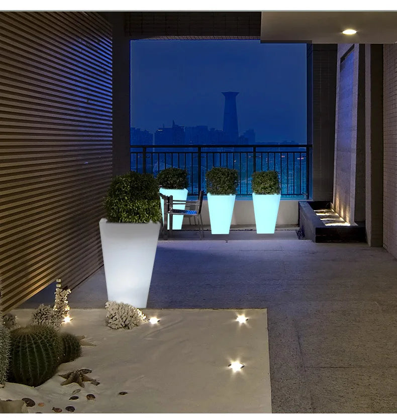 Flower potsHigh potsFloor-to-ceiling flower bed lightsShop windows, hotels, green plants, small potted plants, outdoor shops