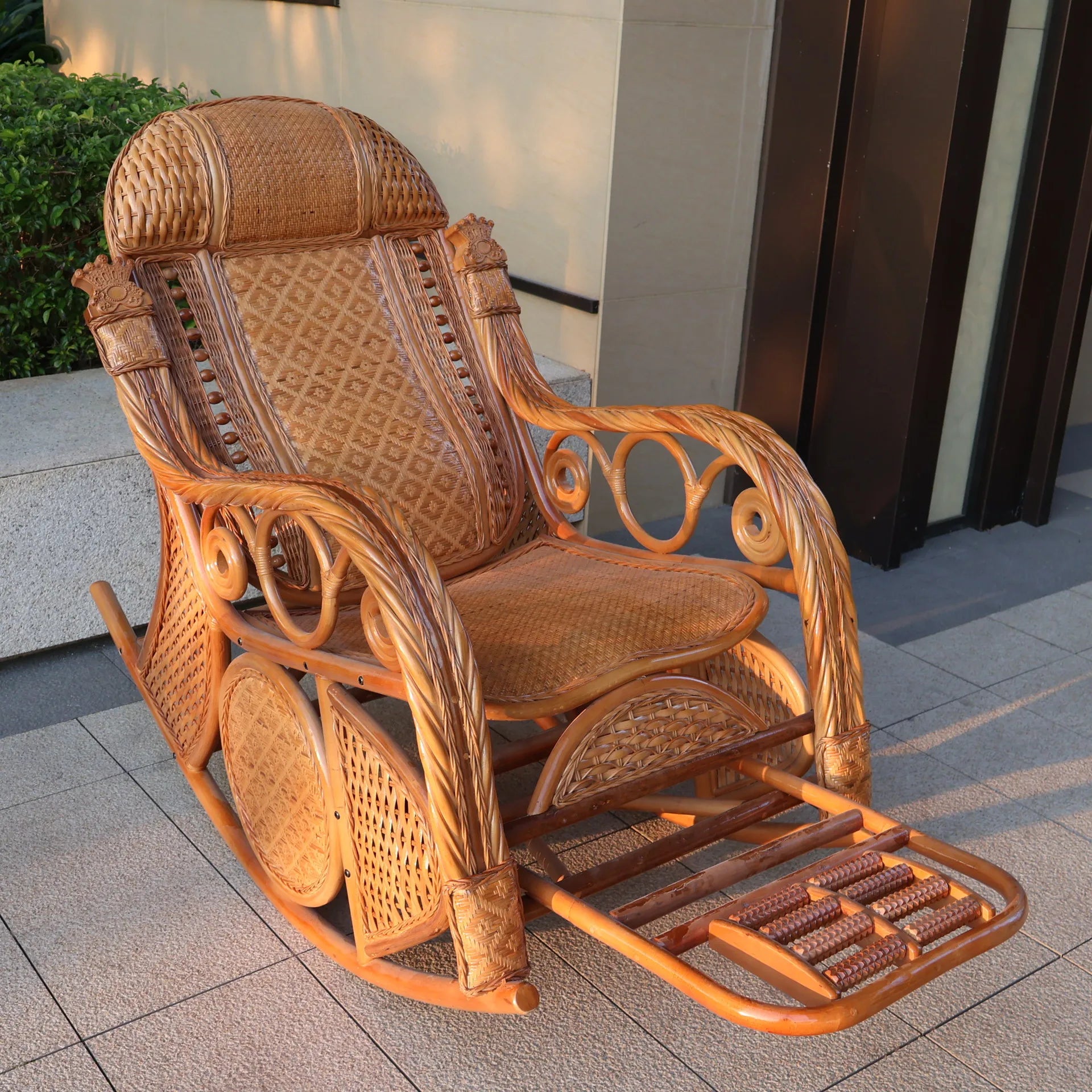 Leisure Lazy Rocking Chair Pastoral Rattan Natural Rattan Homestay Rocking Chair