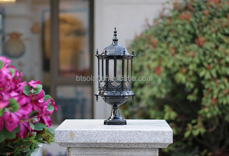 High Quality Antique Vertical Solar Garden Light Aluminum Outdoor Light Emitting Diode Solar Garden Pole Light