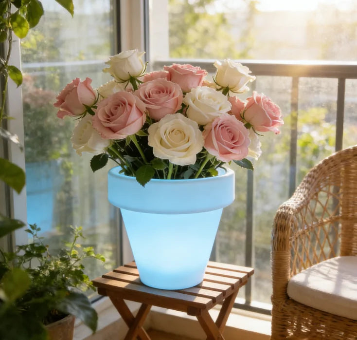 IP68 Waterproof Eco-Friendly Home Remote Control LED Garden Plant Containers Cool Flower Pots & Planters