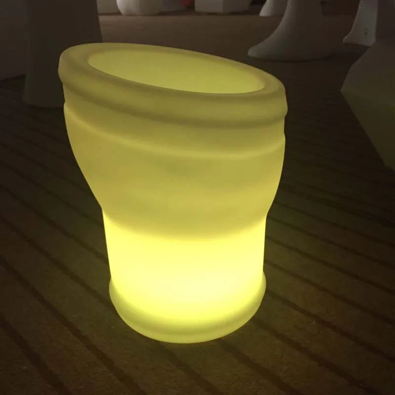 Glowing Light Outdoor Led Illuminated White Waterproof Flower Plant Pots Home Furniture Pot Changing Garden Led Flower