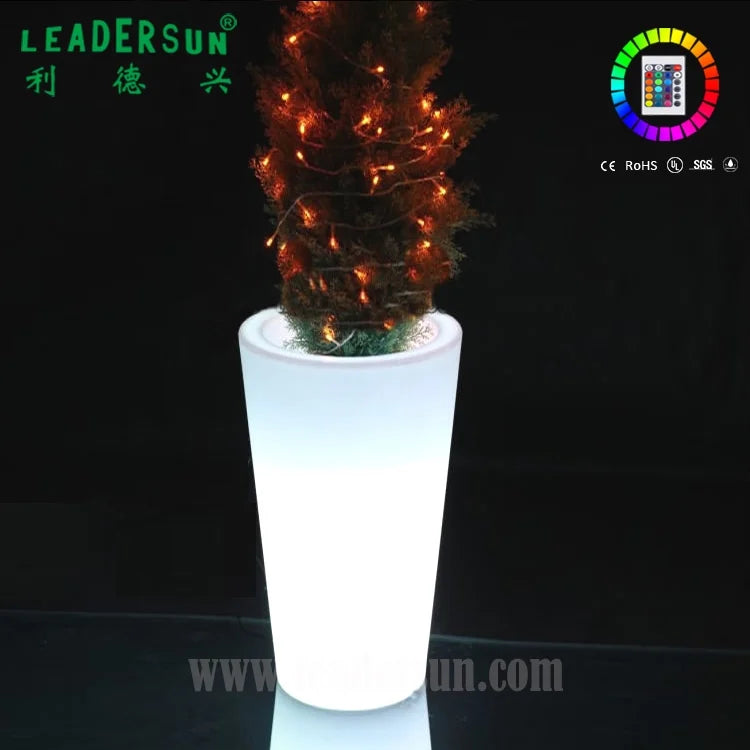 LED Illuminated Outdoor Flower Pots for Garden Decor Big Plastic Christmas Holiday -Up Flower Pots