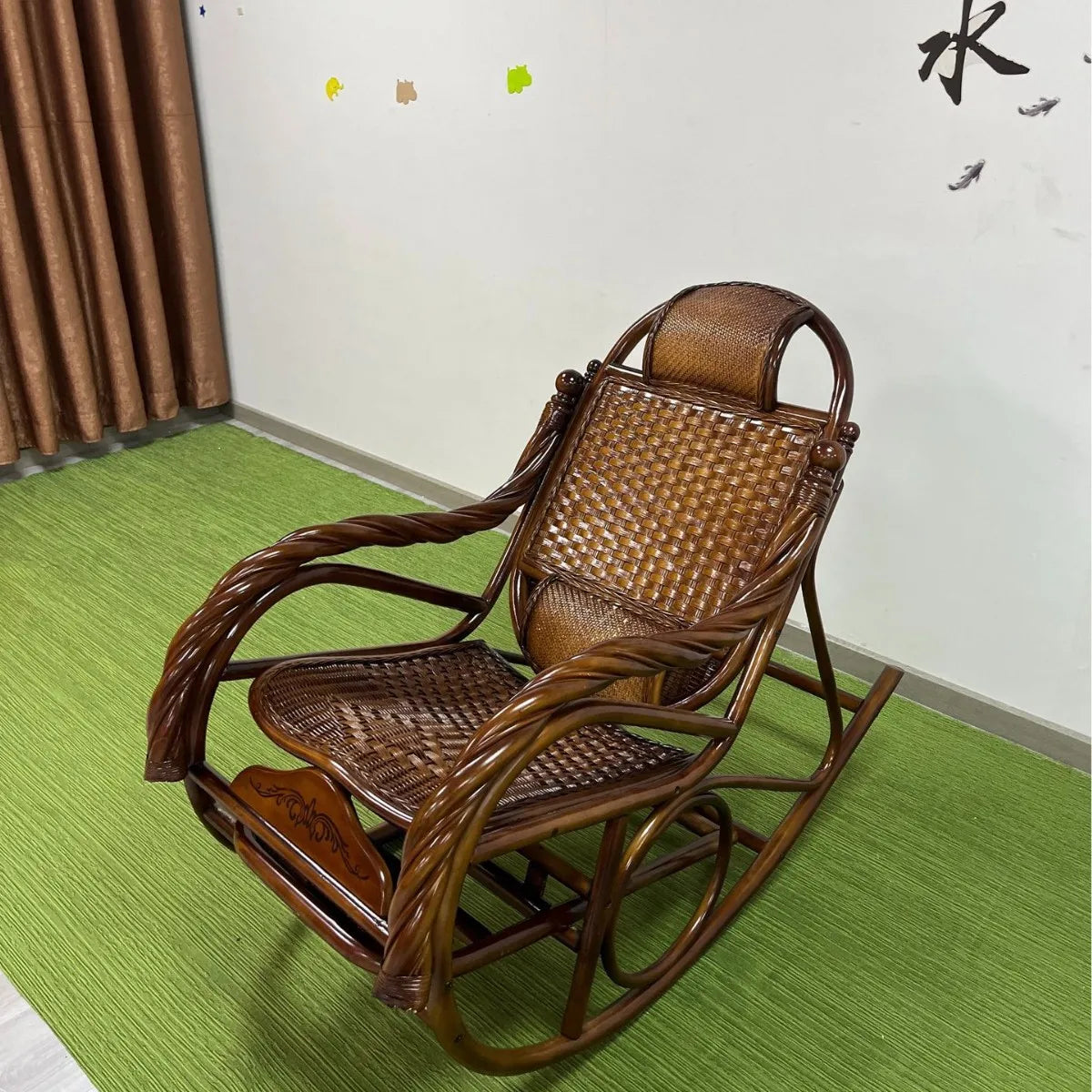 Home Balcony Leisure True Vine Elderly Rocking Chair Reliable Back Braided Rattan Chair Living Room
