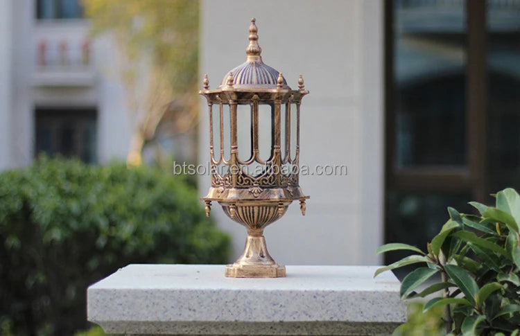 High Quality Antique Vertical Solar Garden Light Aluminum Outdoor Light Emitting Diode Solar Garden Pole Light