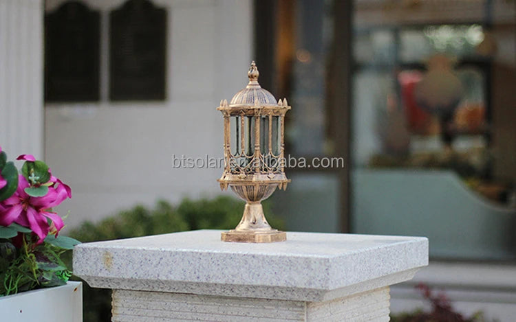 High Quality Antique Vertical Solar Garden Light Aluminum Outdoor Light Emitting Diode Solar Garden Pole Light