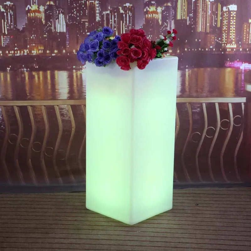 Glowing Light Outdoor Led Illuminated White Waterproof Flower Plant Pots Home Furniture Pot Changing Garden Led Flower