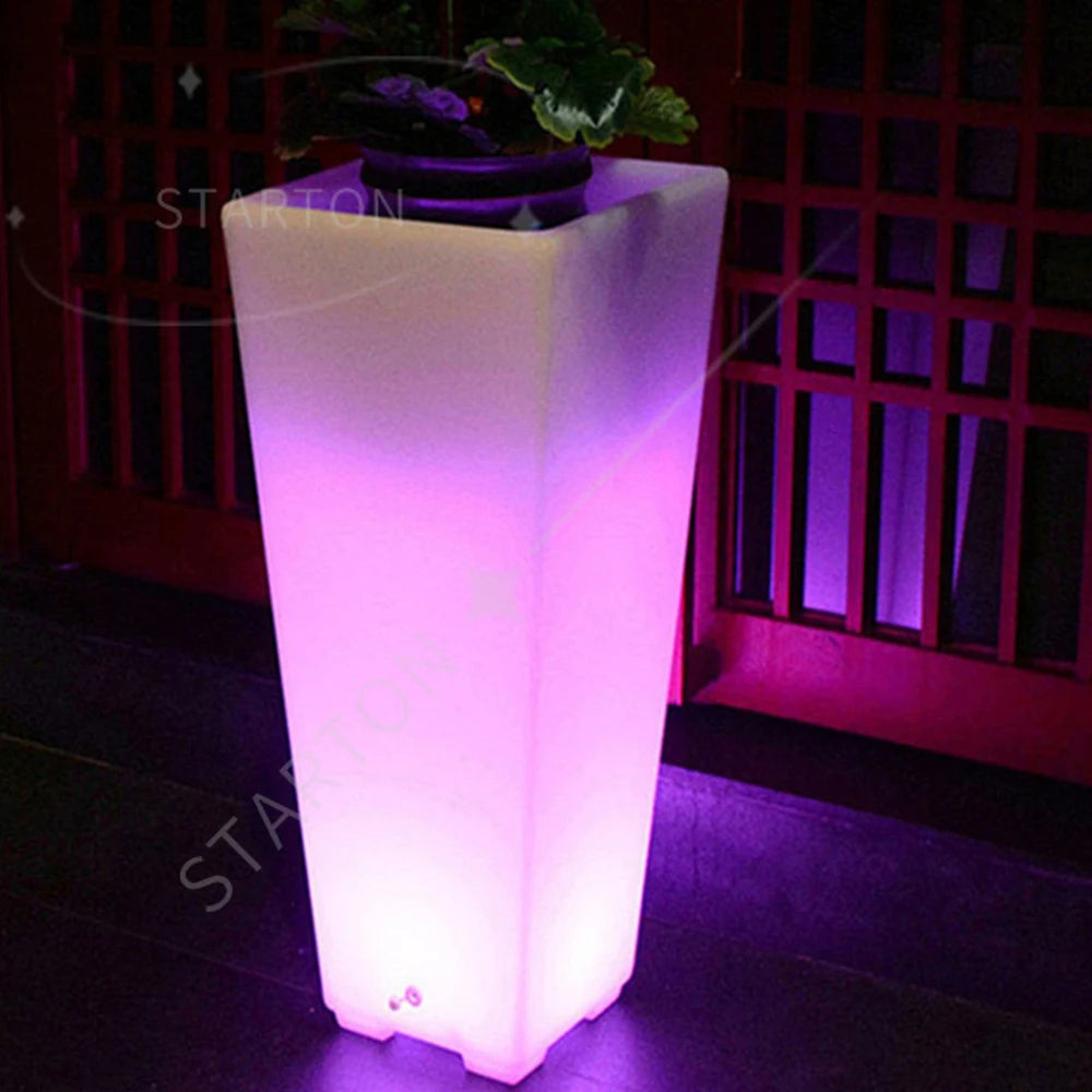 Solar-Charged Large Glowing LED Garden Light Illuminated Outdoor Flower Pot Planter for Home Planter Solar Outdoor Illuminated