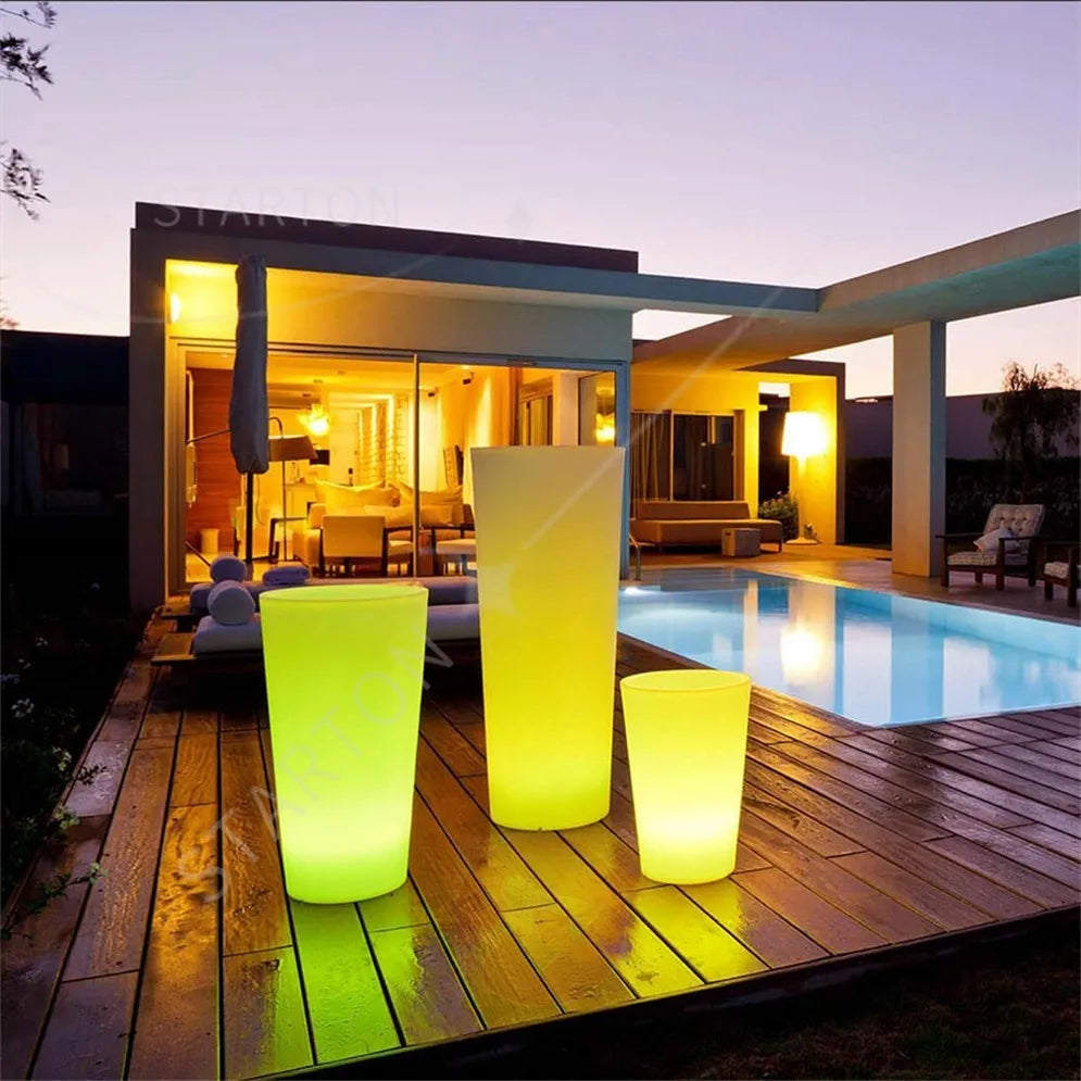 Solar-Charged Large Glowing LED Garden Light Illuminated Outdoor Flower Pot Planter for Home Planter Solar Outdoor Illuminated