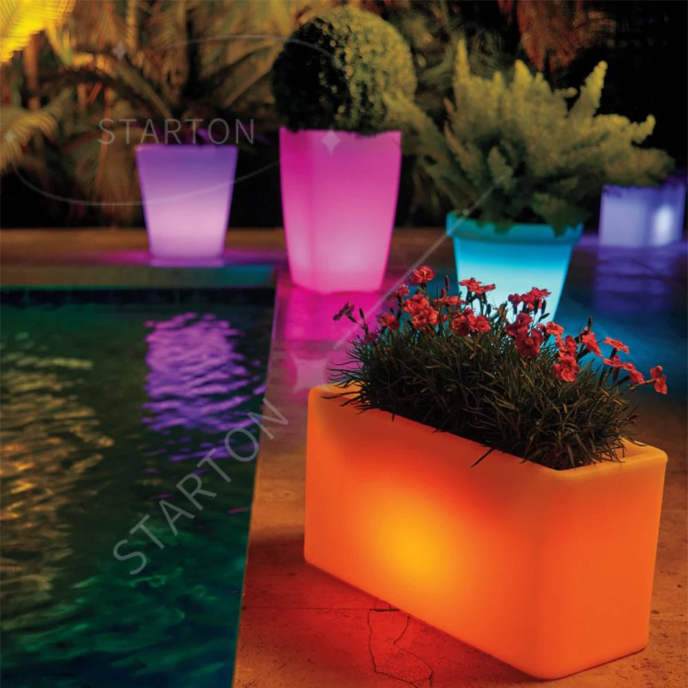 Solar-Charged Large Glowing LED Garden Light Illuminated Outdoor Flower Pot Planter for Home Planter Solar Outdoor Illuminated