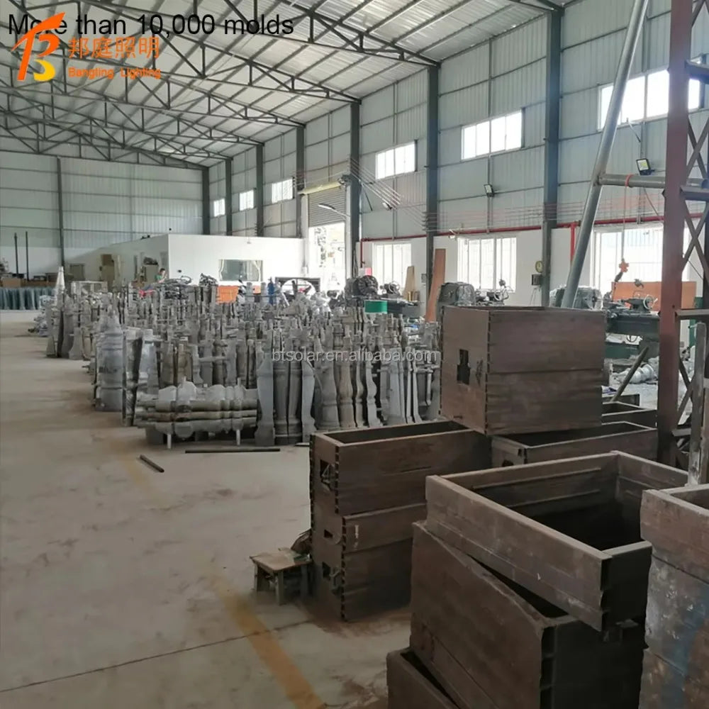 High Quality Antique Vertical Solar Garden Light Aluminum Outdoor Light Emitting Diode Solar Garden Pole Light