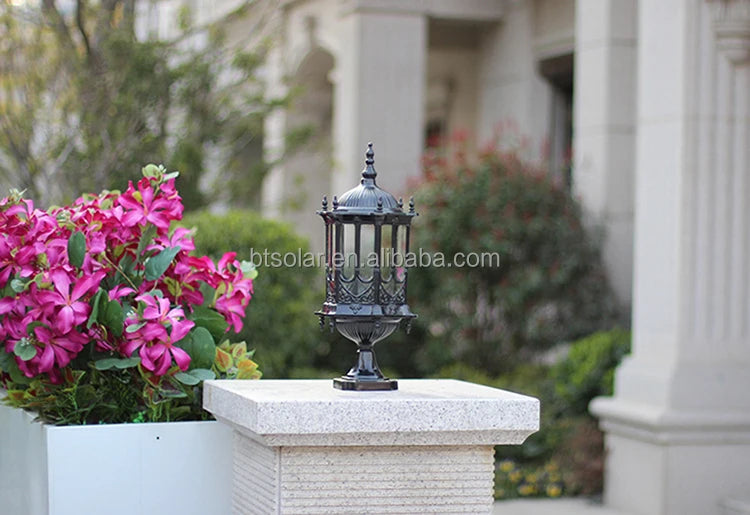 High Quality Antique Vertical Solar Garden Light Aluminum Outdoor Light Emitting Diode Solar Garden Pole Light
