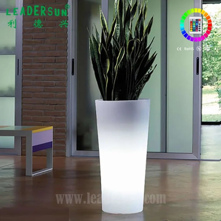 LED Illuminated Outdoor Flower Pots for Garden Decor Big Plastic Christmas Holiday -Up Flower Pots